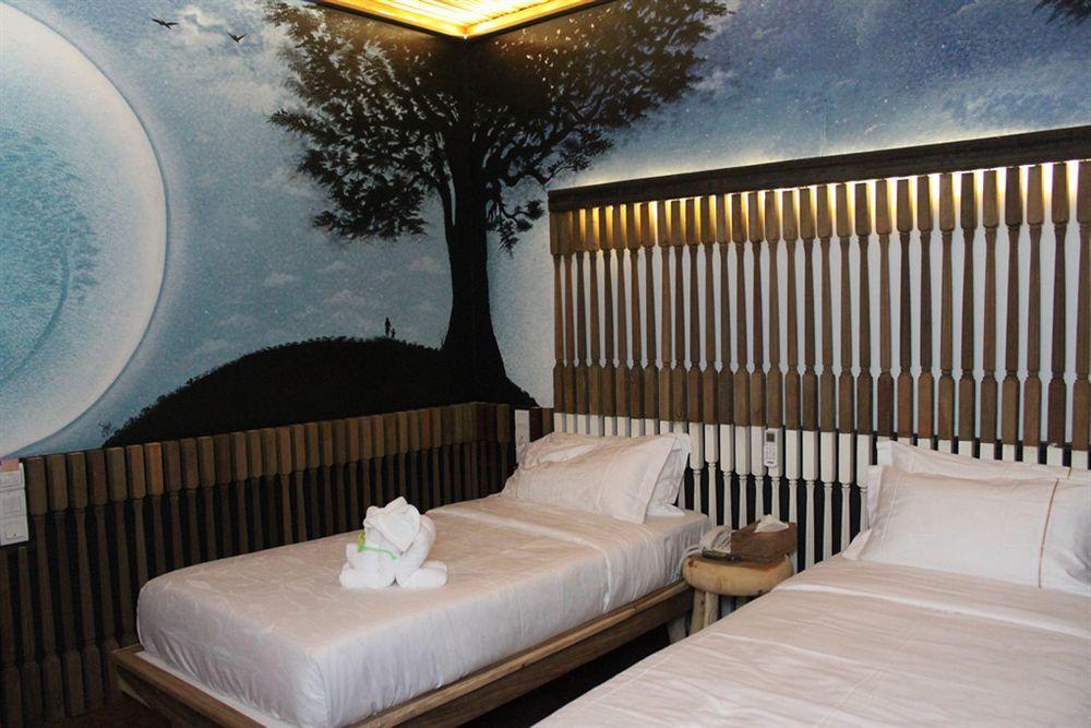 Hotel The Happy 8 Retreat @ Old Town Ipoh Zewnętrze zdjęcie